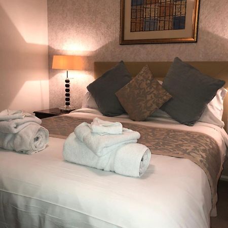 Cameron House Landford Buitenkant foto