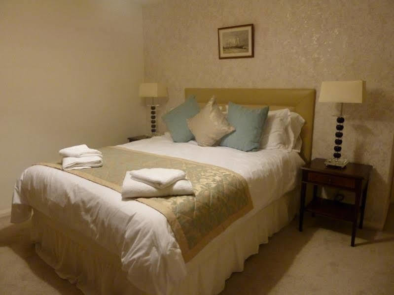 Cameron House Landford Buitenkant foto