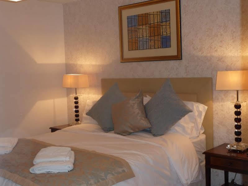 Cameron House Landford Buitenkant foto